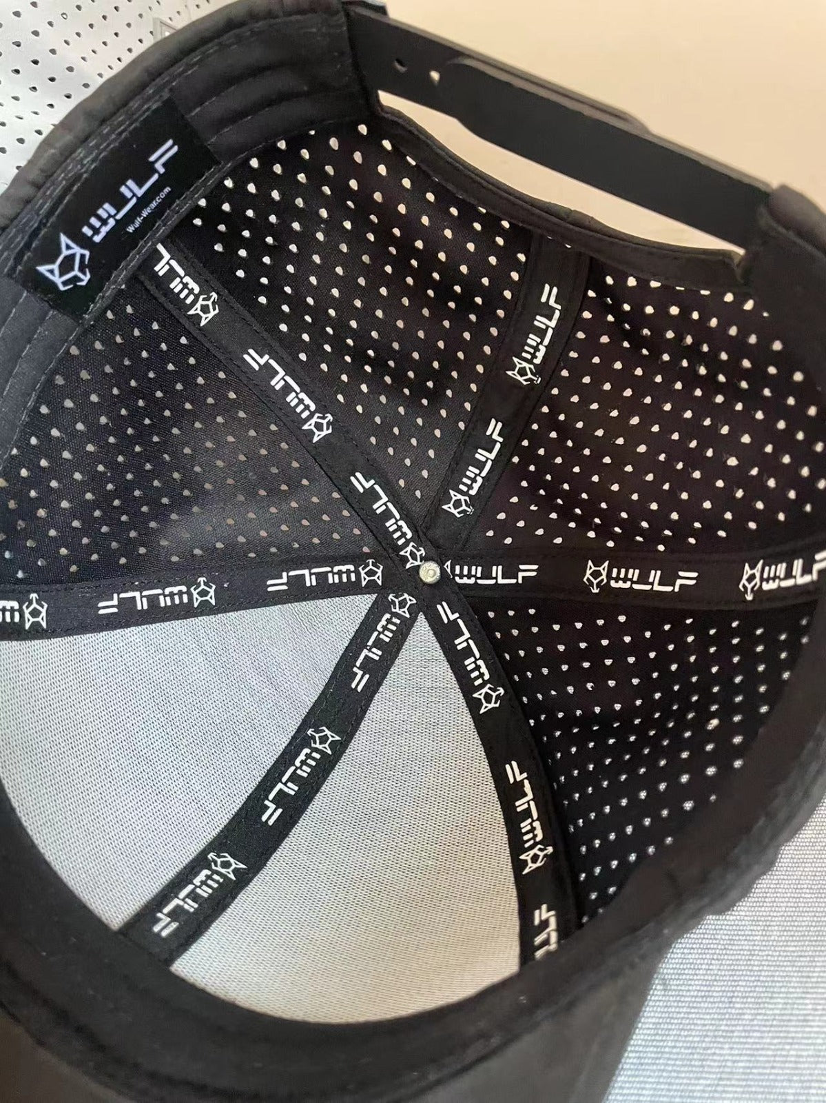 WULF Square Icon with WULF Black Hat